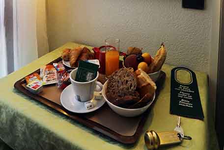 Breakfast served in a premium room at the Hôtel Belleville in Lamalou-les-Bains