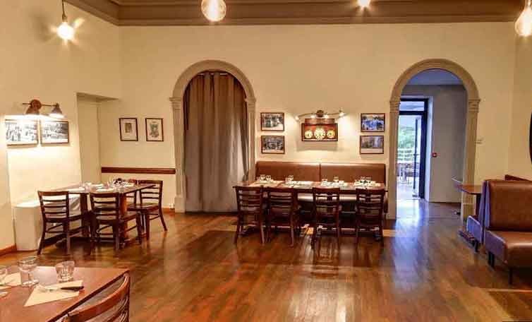 The Hôtel Belleville in Lamalou-les-Bains offers a one-night stopover package for working people